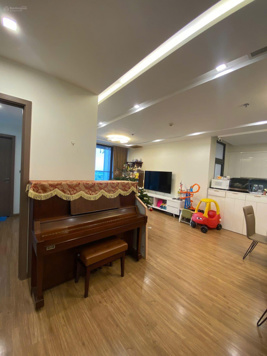 Chính chủ cần bán chung cư tòa Thống Nhất Complex, DT 125m2, 3 PN, tặng full nội thất, giá 9.3 tỷ