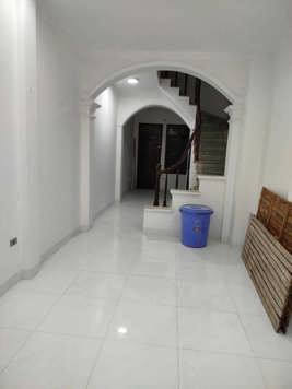 Bán nhà Hoàng Quốc Việt Cầu Giấy. Đường 13m, 2 ngõ Ô tô kinh doanh DT 40m x 5T giá 16,8 tỷ