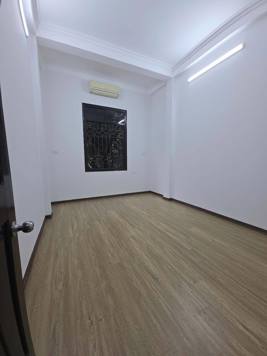 Nhà khu cán bộ 4 tầng 46m2 ngõ 121 Trần Phú ô tô vào nhà thoáng trước sau giá chào 10,9tỷ