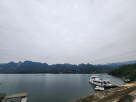 Đất bán hồ tay chạm nước tại khu du lịch Đá Bia, Đà Bắc, Hòa Bình chỉ 1tỷ2 sẵn nhà sàn sử dụng tốt