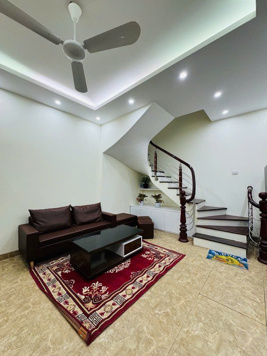 Trung tâm Ba Đình 30m2 x mặt tiền to đẹp 5.6M - Cách ô tô tránh 50M - Full nội thất.