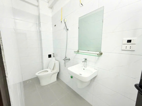 Bán nhà siêu hiếm ở Nguyễn khang 5 tầng, sổ vuông A4 ảnh thực tế có hơn 6 tỷ