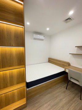 Chính chủ cần bán căn hộ 50m2 2n1wc full đồ toà thiên niên kỉ
