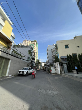 Bán nhà sát mặt tiền 5 tầng 10P tiện làm CHDV ngay Bùi Đình Túy, Bình Thạnh (4,7x20m) 13.5 tỷ