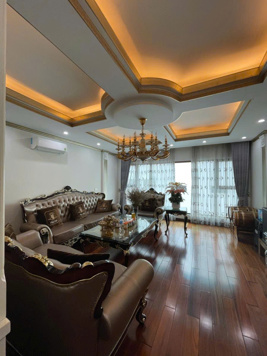 Bán Căn Nhà Dòng Tiền Tam Khương Đống Đa  diện tích 99m2 x 7 tầng mặt tiền 5.2m  giá 31Tỷ 