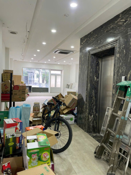 Cho thuê cả nhà 103 Hàng Bông 100m2 x 6 tầng, MT6m, nhà mới xây cực đẹp, thang máy.