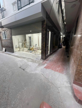 Hót Hót Hót Căn Nhà Giáp Bát Hoàng Mai  diện tích 46/50 m2 x 6 tầng mặt tiền 7.7m 