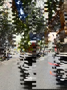 Phân Lô Trung Kính, Cầu Giấy, đường rộng 12,5m Oto tránh. DT 55m2 x 4 tầng, Giá: 25 tỷ