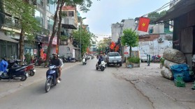 Nhà đẹp ở luôn Ba Đình 35m2 x 4 tầng - Cách ô tô dừng đỗ 30M.