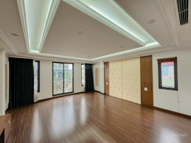 Bán nhà phân lô ngay KĐT Trung Yên, Cầu Giấy,ô tô tránh vỉa hè kinh doanh,gần phố,2 thoáng,MT khủng