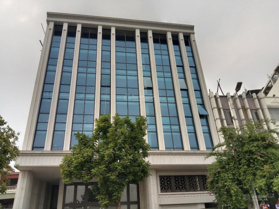 Toà căn hộ 10tầng dòng tiền 4 tỷ/năm - xe tải tránh - thang máy - TT Đống Đa - DT 300m2 x MT 14,3m