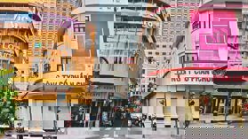 CHO THUÊ NHÀ MẶT TIỀN TẠI: PHỐ ĐI BỘ NGUYỄN HUỆ QUẬN 1. DTSD: 150M2 GIÁ CHỈ: 120TR/TH