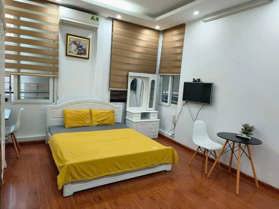 Nhượng căn hộ dv thuy khuê 6 phòng khép kín đủ đồ của nhà 5 tầng 70tr/1 tháng thuee15tr/1 tháng