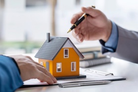 Hợp đồng chuyển nhượng quyền sử dụng đất: Tìm hiểu chi tiết