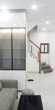 NHÀ KIM MÃ ĐẸP NỘI THẤT XỊN 7PN, NGÕ NÔNG THẲNG, 3 MẶT THOÁNG CHO THUÊ TỐT 40m2x5T_7,98 TỶ