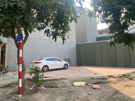 chính chủ cần bán 90m2 đất lô góc phố Việt Hưng đường rộng 14m, kinh doanh, xây tòa nhà văn phòng