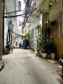 Bán nhà phố Yên Lãng, TT Đống Đa, DT 36m2, giá 5.5 tỷ có TL. 0916 862 691