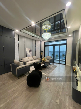 Bán gấp căn hộ tại Royal City, 2PN, 132m2, 11.3 tỷ, Liên hệ: 0365 691 228