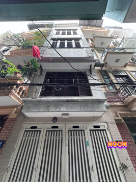 Bán nhà riêng Dịch Vọng, Cầu giấy ngõ thông oto đỗ cửa, oto tránh 30M DT 43M2 x 5 tầng giá 10.5 tỷ