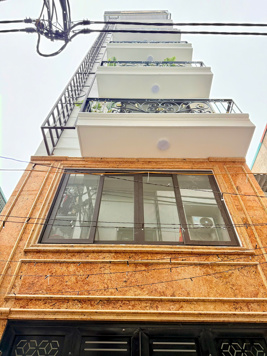 SỔ ĐỎ CHÍNH CHỦ, TÔI CẦN BÁN CĂN NHÀ ĐẸP MỚI KINH KOONG TẠI GIÁP BÁT, Q. HOÀNG MAI.  