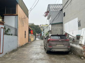 BÁN ĐẤT ĐÔNG ANH GIÁ -4.X TỶ-LÔ GÓC ĐƯỜNG Ô TÔ