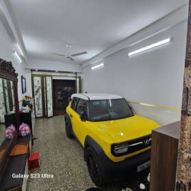 Bán nhà phố Trần Khát Chân, Hai Bà Trưng, gần hồ, ô tô vào nhà 6 tầng 65m2 giá 12.5 tỷ