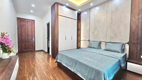 Nhà Đào Tấn, thang máy, mới, đẹp, ngõ gần phố, thông Phan Kế Bính, Linh Lang, gần Lotte 38m2 x 5T