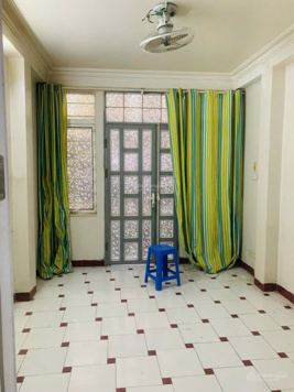 Chính chủ cần bán gấp nhà 4 tầng ngõ Đội Cấn giá rẻ