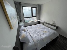 Cần cho thuê căn hộ ICON 56 (3PN/2WC) giá 18tr/tháng liên hệ 0949 200 003 Vân Anh