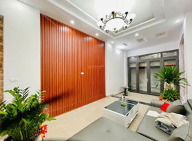 Nhà đẹp phố Vũ Tông Phan - DT: 33m2 - 4 tầng - 3 ngủ - full nội thất - sổ đỏ