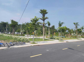 Chủ gửi bán nền biệt thự 300m2, Sân Golf Biên Hoà chỉ 16Tr/m2 , shr