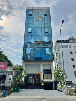 05 tòa nhà Trương Văn Bang 1100m2, hầm, 7 tầng, thang máy, 90 - 140 triệu/tháng. LH: 0708 227 878