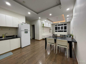 Cho thuê căn góc Sunview 2PN 2WC 70m2 full nội thất, view hồ bơi giá chỉ 7.5 triệu nhận nhà ngay