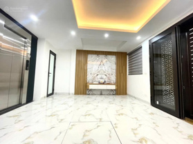 Thái Hà - 38m2 xây 7 tầng thang máy - Xe 5 tạ đỗ cửa - Ngõ thông