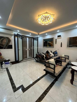 Căn hiếm quận Ba Đình - 56m + 5 ngủ - 35m ra phố