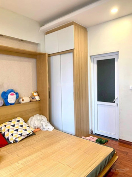 Bán nhà Nguyễn Khang, Cầu Giấy - 62m2*6 tầng, lô góc, thang máy ô tô đỗ, cách phố 20m giá 15,9 tỷ