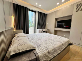 Cho thuê căn hộ ban công full nội thất máy giặt riêng