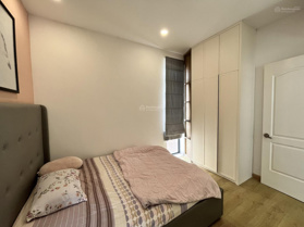 Cần cho thuê Biệt thự song lập tại Lucasta Villa đầy đủ nội thất. Già 35 triệu/tháng.