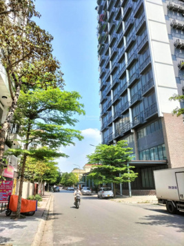 Bán Đất Biệt thự Vườn Đào - Lạc Long Quân - 435m2 x MT 17m - Oto tránh 2 chiều - Vỉa hè 5m