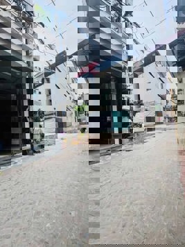 Bán nhà Đông Ngạc,Quận Bắc Từ Liêm 5 tầng, mặt tiền 4m, diện tích 30m2