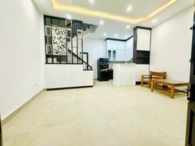 Nhà Ba Đình 32m2 x 5 tầng x mặt tiền to đẹp 5M - Ngõ thông thoáng.