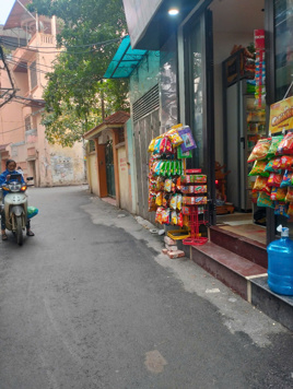 Bán nhà Xuân Thủy, Cầu Giấy, Lô góc 3 mặt ngõ, Oto đỗ cửa 42m2 x 4 tầng, giá 11,8 tỷ