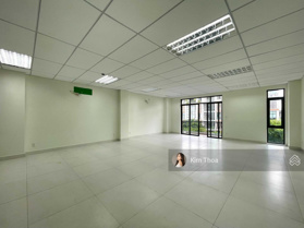 Nguyên căn Nguyễn Thị Nhung Vạn Phúc 7x20m, 6T sẵn vách kính, full máy lạnh, hầm xe. Giá 60 tr/th