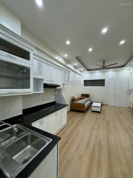 Tôi cần bán nhanh căn hộ 2 ngủ đẹp, thoáng ban công Đông Nam mát rượi giá chỉ hơn 2 tỷ