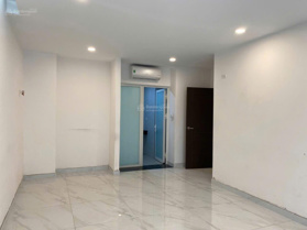 Bán căn hộ 2 phòng ngủ 2WC PetroVietnam Landmark, nhà hoàn thiện, 103m2, giá chỉ 6 tỷ
