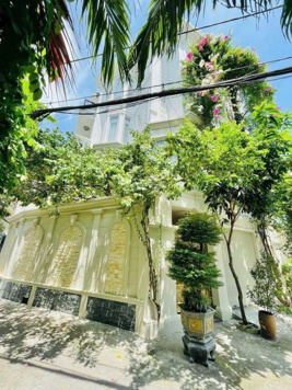 Cho thuê biệt thự full nội thất 4PN 4WC hẻm xe hơi Thống Nhất P16 giá chỉ 28 triệu còn bớt