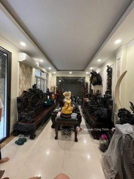 Nhà đẹp! Chủ thiện chí bán nhà ngõ 173 Hoàng Hoa Thám, Ba Đình. Lô góc ở và kinh doanh 51m2. 6 tầng