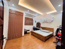 Bán nhà phố Chu Huy Mân, gara ô tô, 6 tầng thang máy, tặng toàn bộ nội thất, làm việc trực tiếp