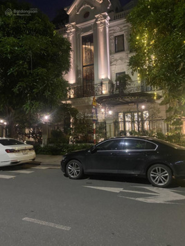 Bán biệt thự song lập Vinhomes Green Bay Mễ Trì, 185 tỷ, 264 m2, giá ưu đãi, liên hệ 0919 696 961