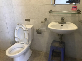 Bán nhà Ngọc Thụy 41m2x4T trung tâm quận, giá 5,5 tỷ